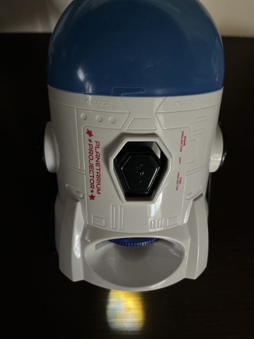 Joc proiector constelatii/planete ( 16 imagini diferite)+Caleea Lactee