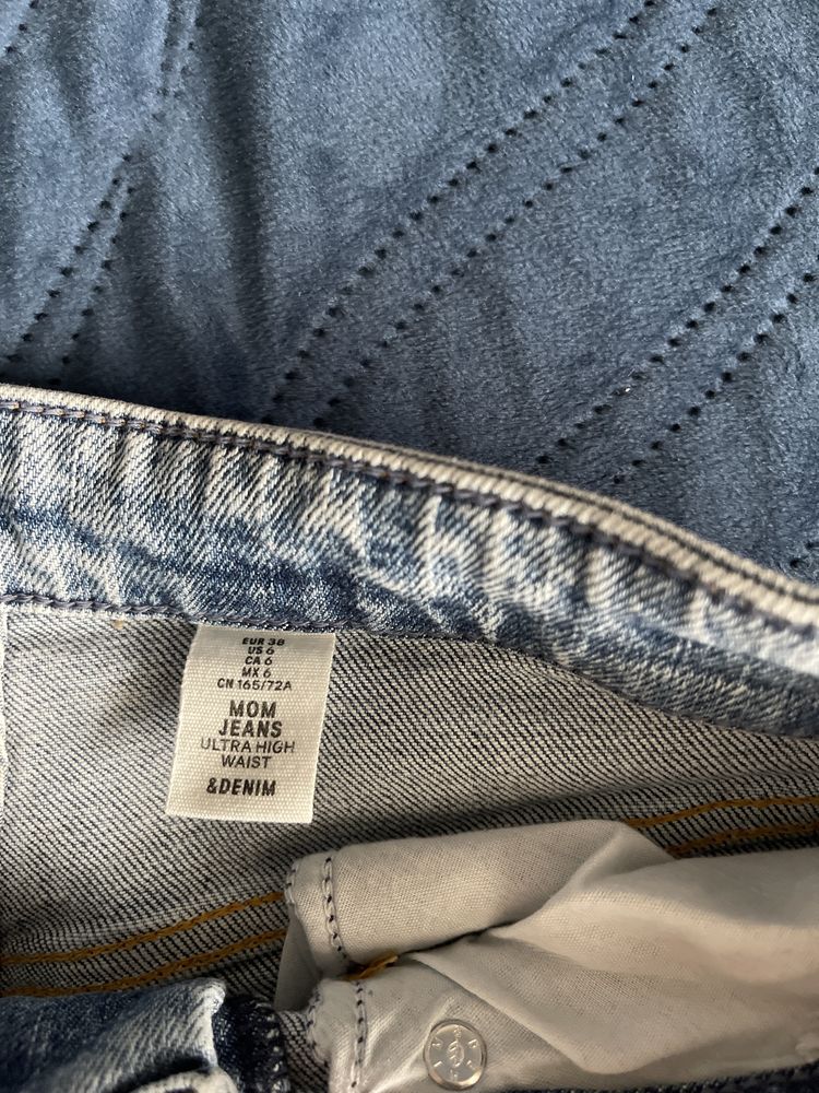 hm дънки тип mom jeans