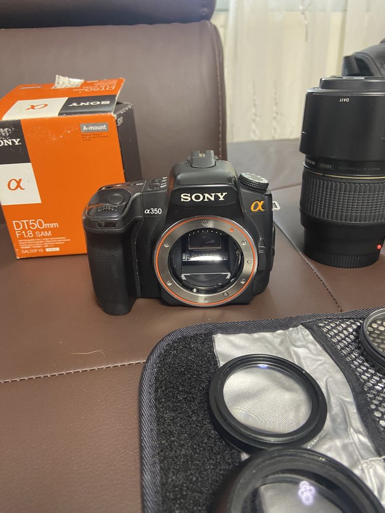 Dslr SONY a350, 3 obiective + multe alte accesorii