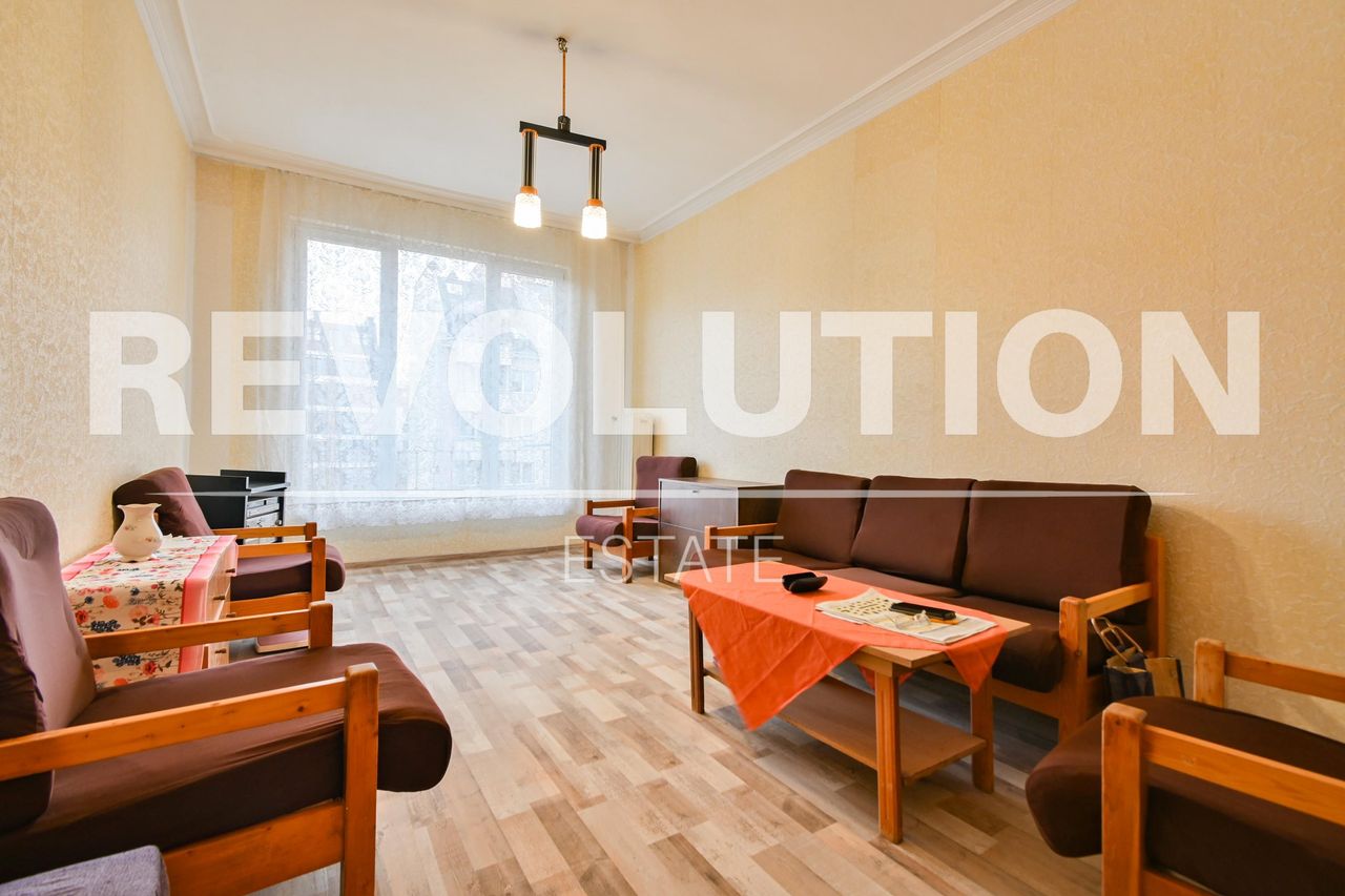 Дава се под наем Двустаен апартамент в София, Зона Б-19 - 70 кв.м за 400 € - Снимка #2