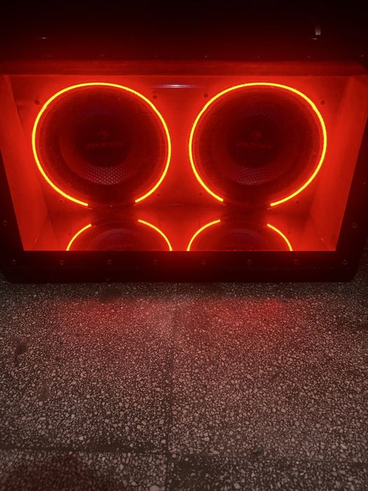 Subwoofer auna 2 difuzoare cu tot cu statie