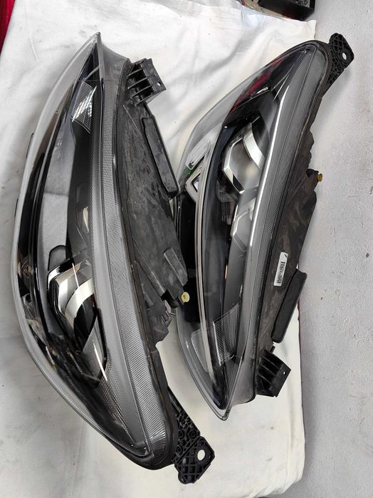 Оригинални  фарове   Форд Фокус  Ford Focus full Led