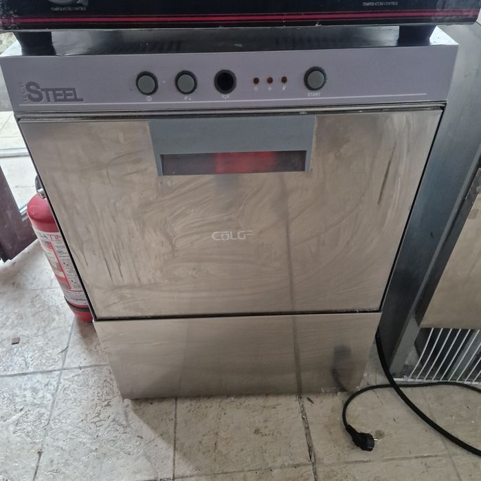 Mașina spălat vase cu sau fara capota, ciclu 2-3 minute