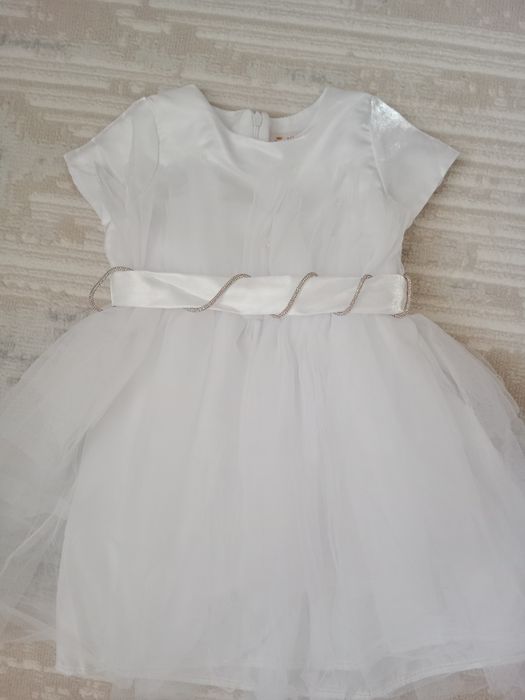 Продам платье,новое.