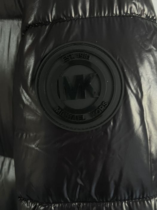 Яке Michael kors S