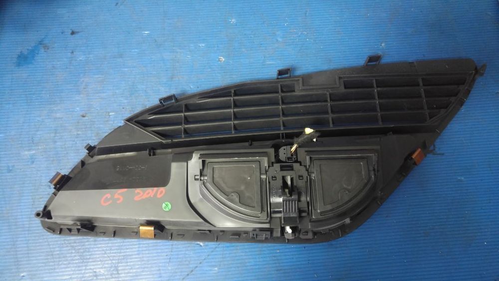 grila aerisire ventilatie citroen c5 III combi break  dupa 2008 9682419677