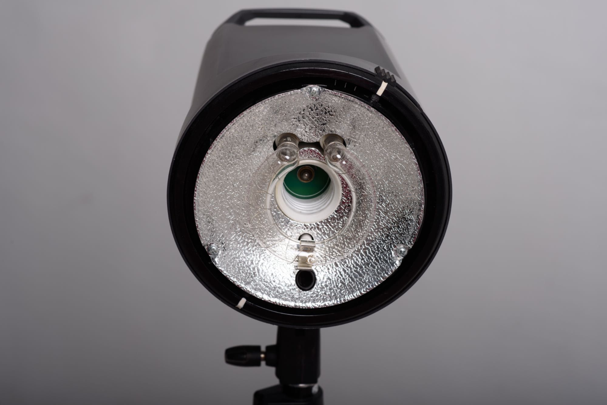 Студийно осветление Arri 300 plus, Elinchrom D-lite 4, Chimera