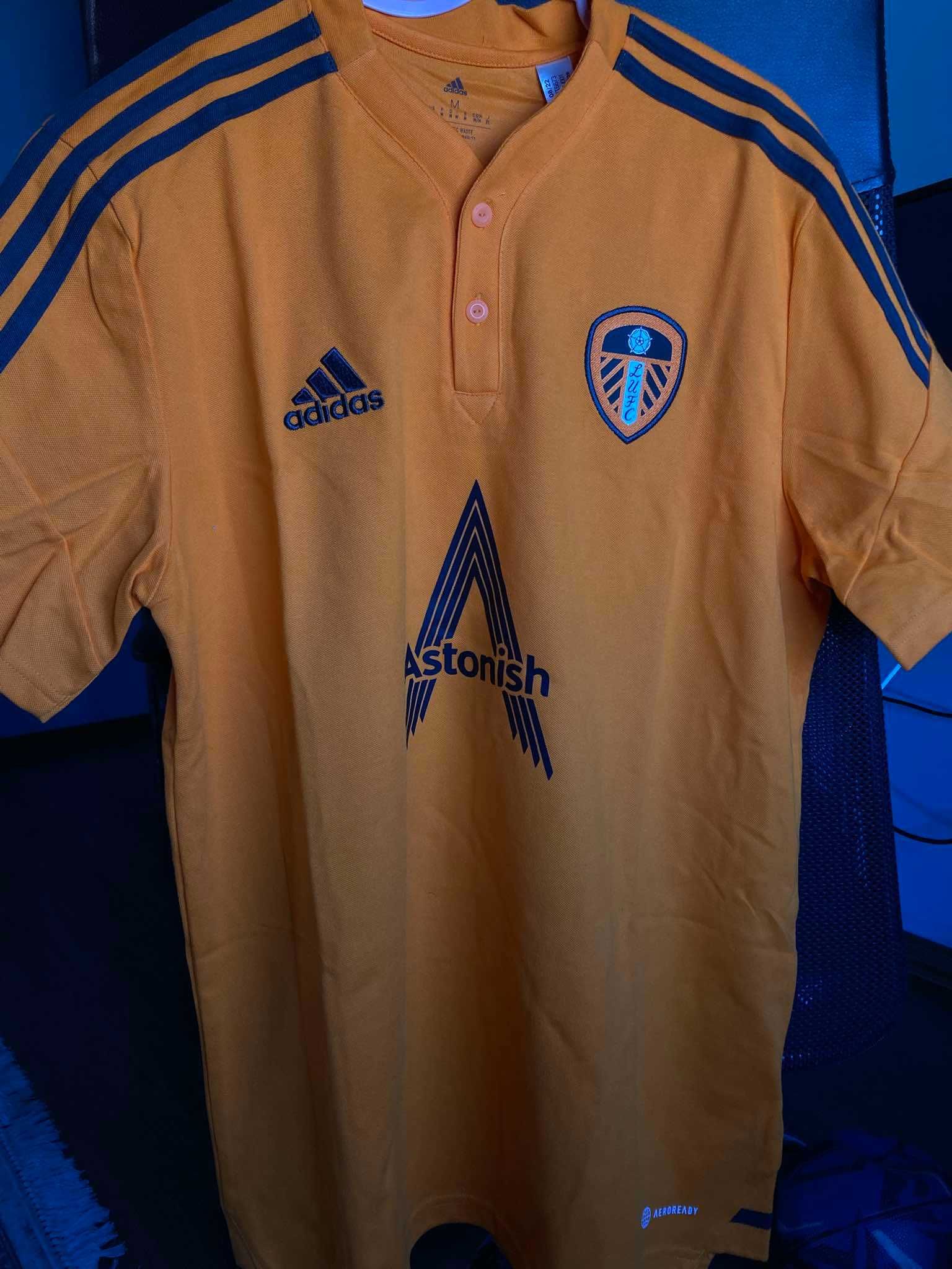 Leeds United - Чисто Нова Тениска