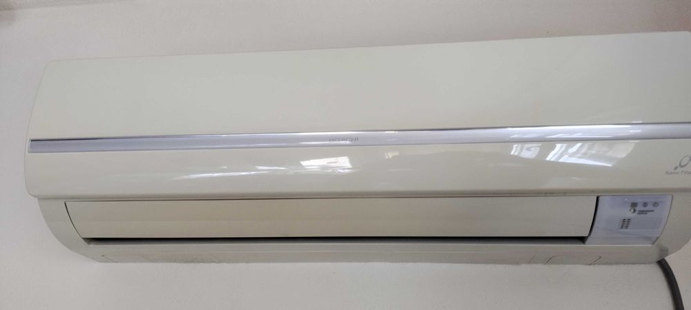 Климатик Hitachi RAC 14 EH1