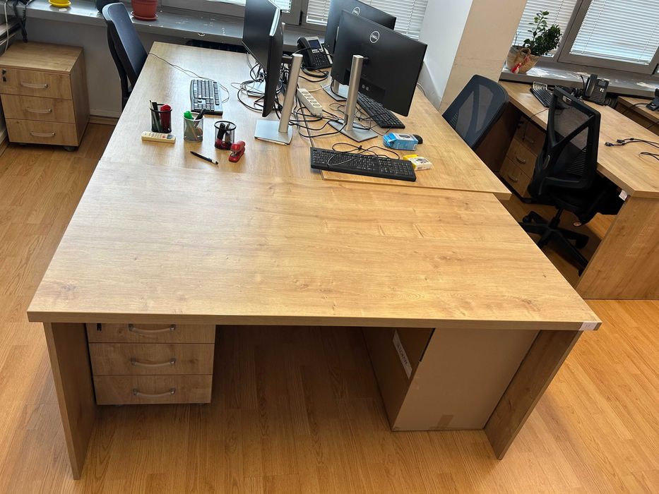 3 бюра 160x80x77 см от масивно пдч пакетна цена ПРОМО