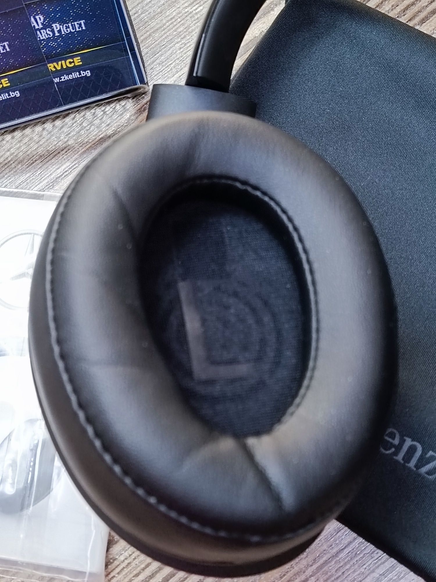 Bluetooth слушалки Mercedes Benz