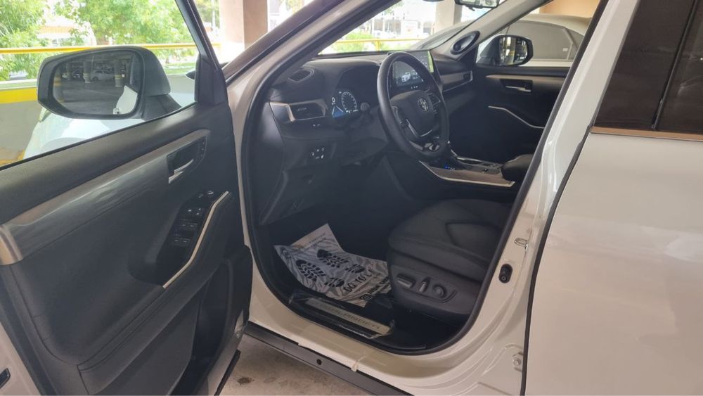 Toyota Highlander 2.5L Hybrid 4WD Euro 6 (2024-yilgi model)