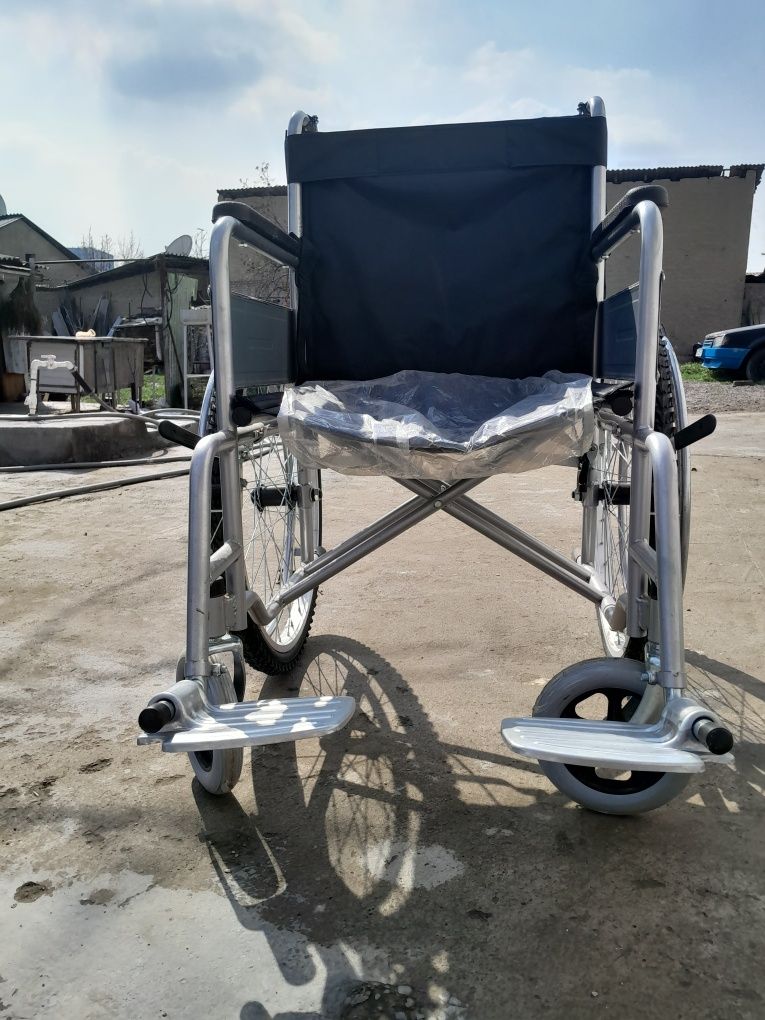 Продаётся инвалидная коляска. Новая