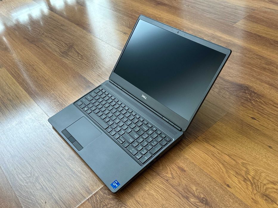15.6' UHD 4K i7-11850H DELL Precision 7560 32GB DDR4/512GB/RTX A3000