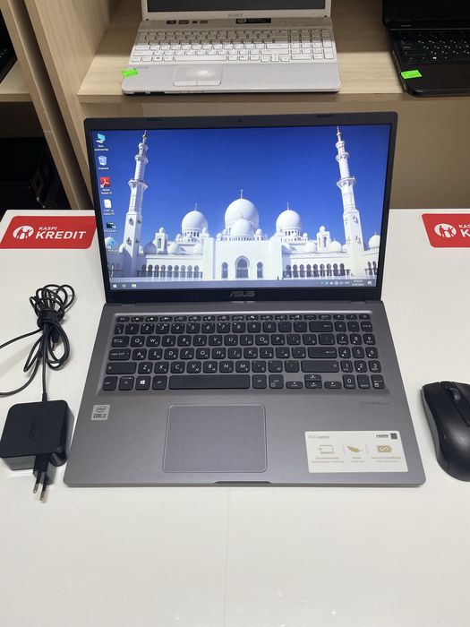 ASUS Vivo book состояние отличный!