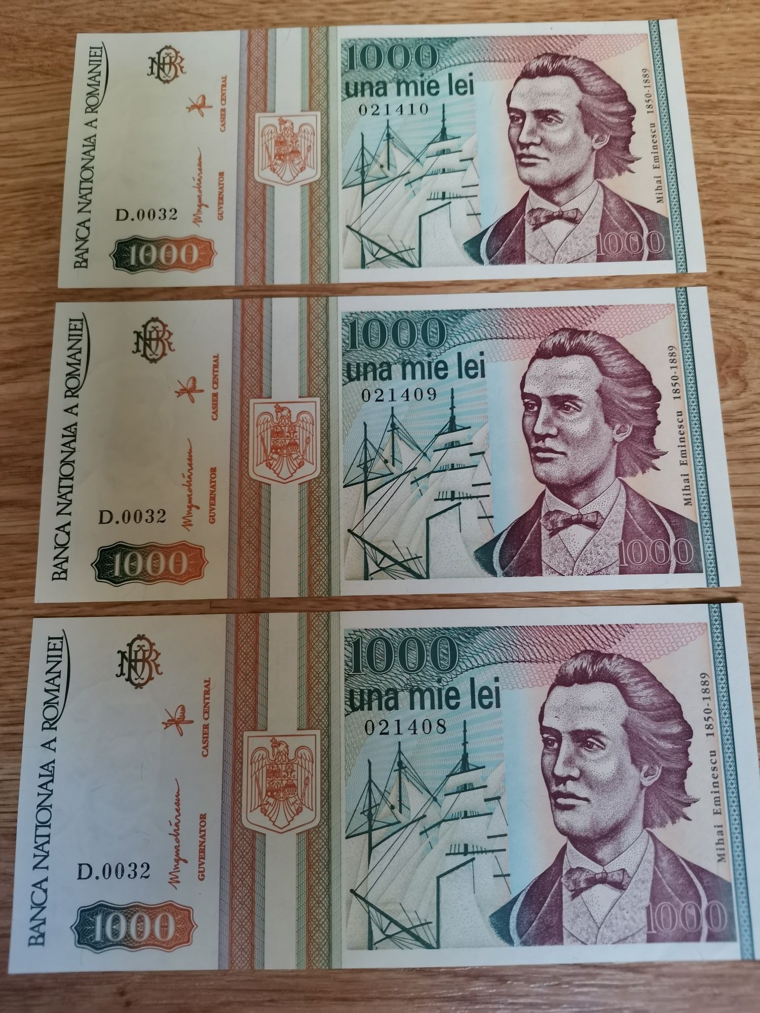 Bancnote vechi, serii consecutive.