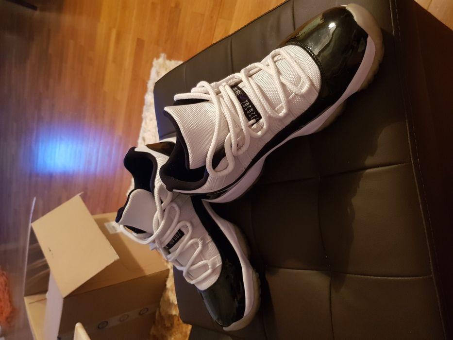 Adidasi Jordan Retro 11 marimea 44