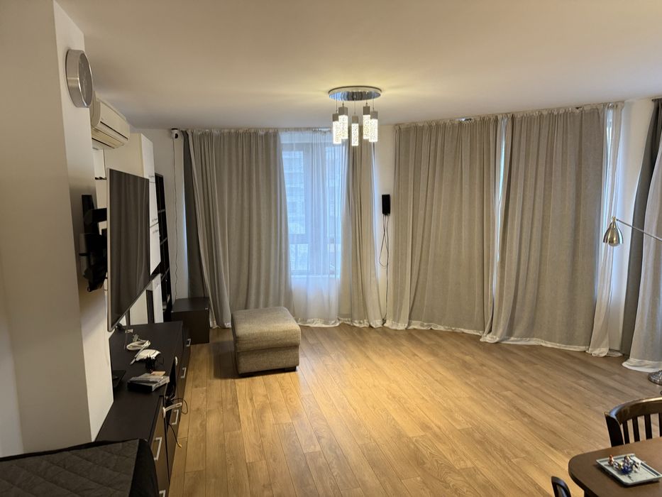 Дава се под наем Тристаен апартамент в София, Полигона - 117 кв.м за 1020 € - Снимка #2