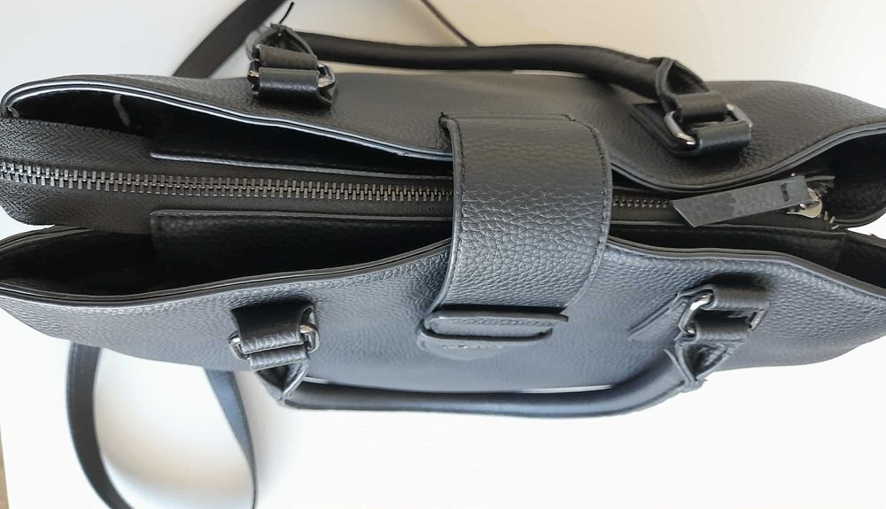 Дамска чанта s.Oliver – черна, еко кожа, отлично състояние