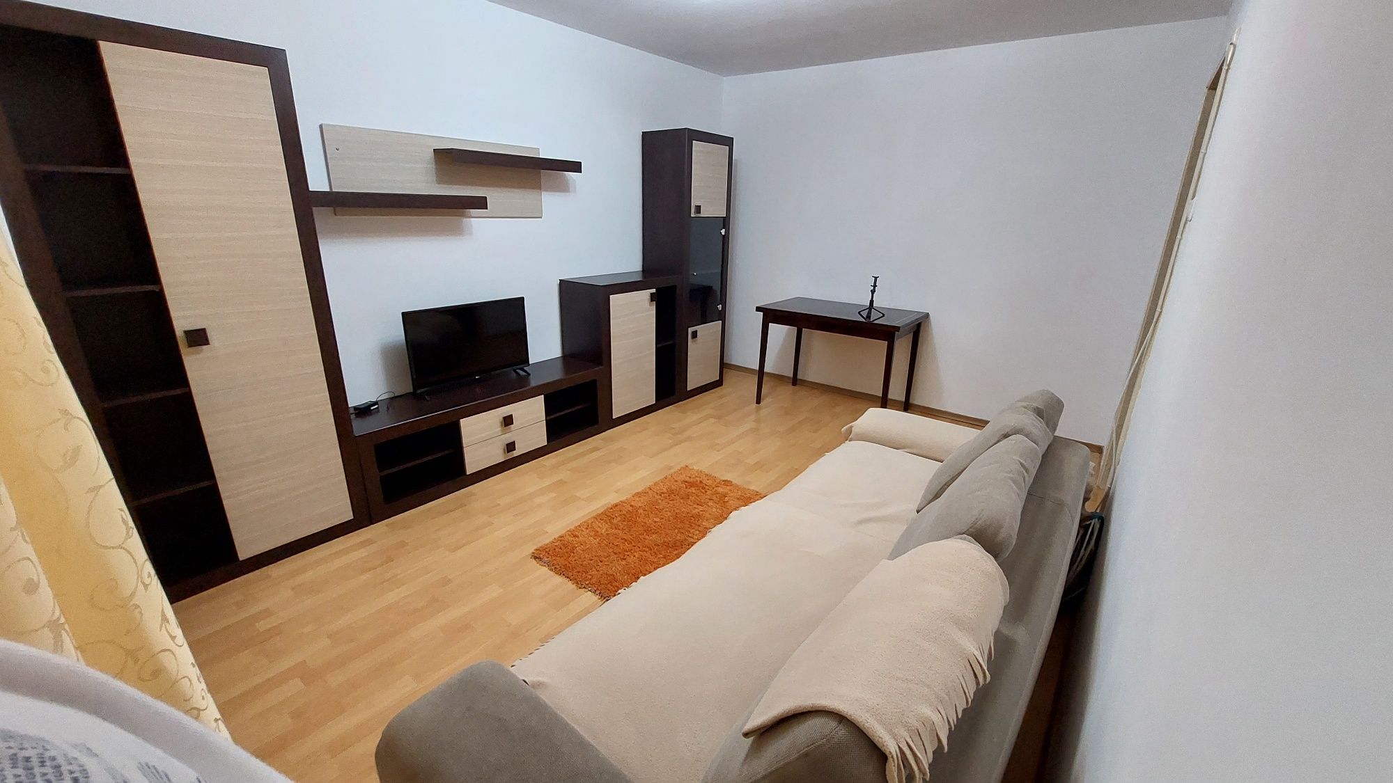 Apartament 2 camere Decomandat