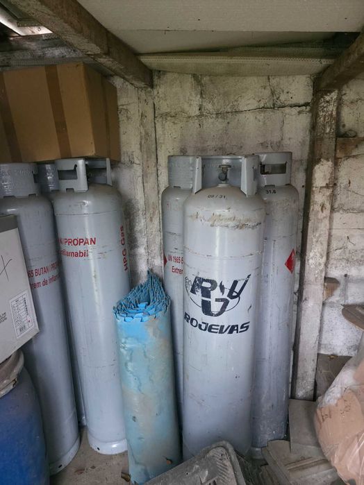 Vand Butelii Mari Gaz GPL pentru Centrale Termice, Volum 84L