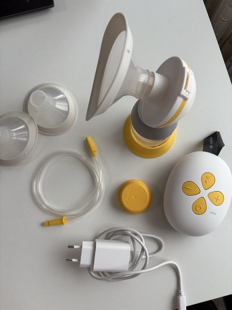 Medela Solo Двуфазна електрическа помпа за кърма