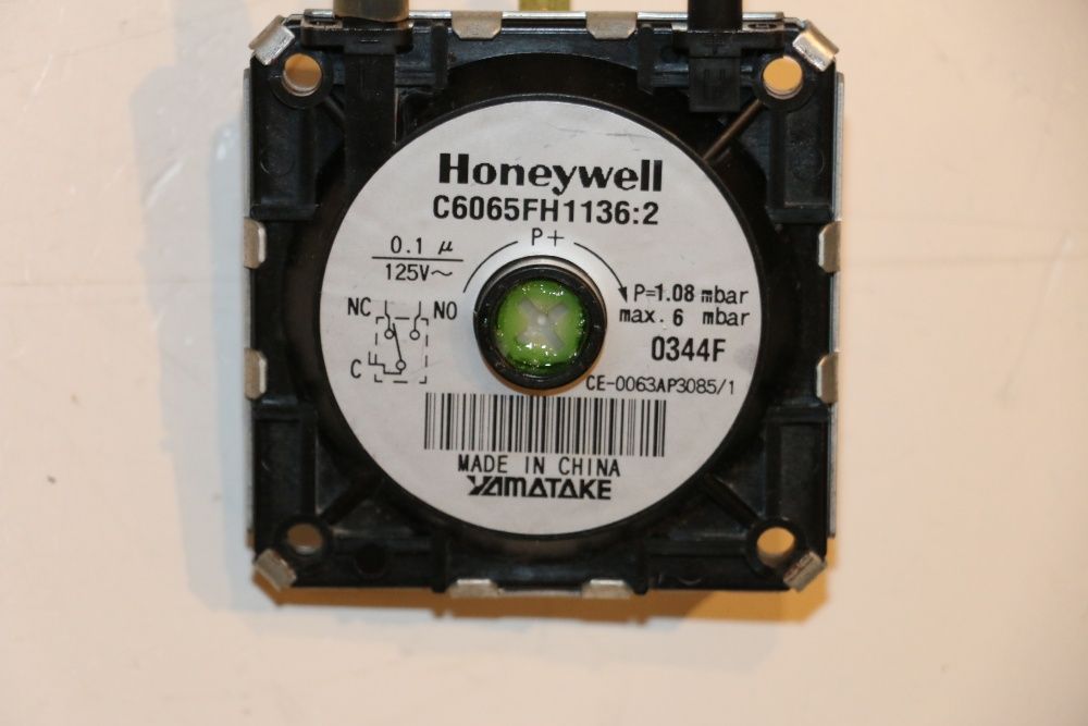 Presostat de aer HoneyWell 1.08 mbar C6065FH1136:2