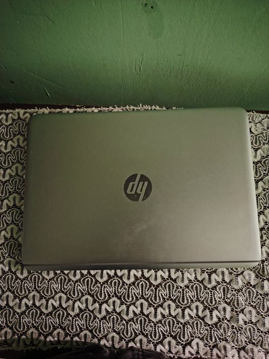 Vând laptop HP elitebook 1040 g3
