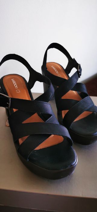 Sandale negre de piele 41