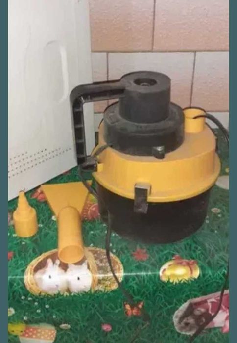 Aspirator de masina, model vechi