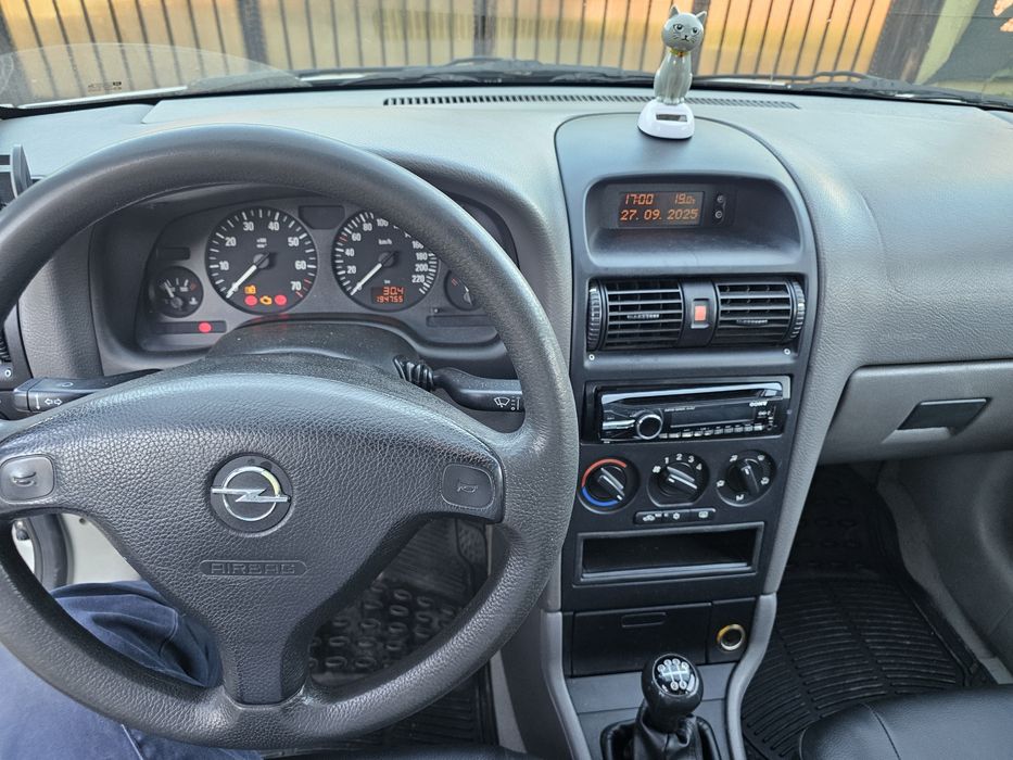 Vând Opel Astra G