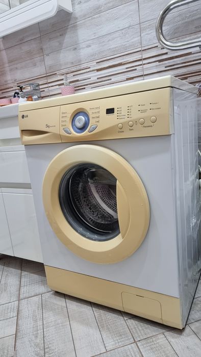 Продам Стиральную машину LG автомат