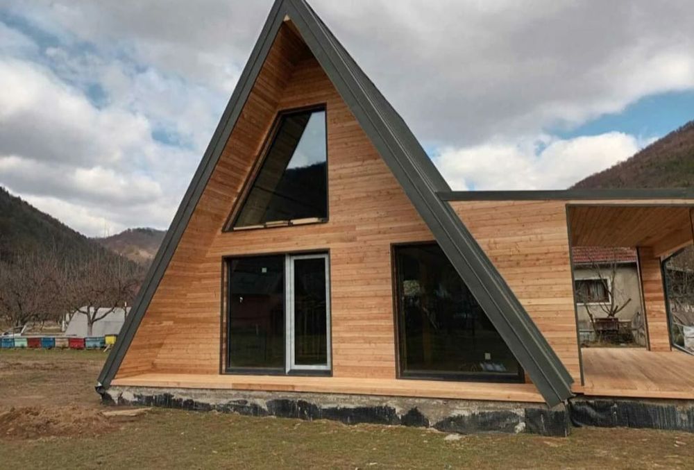 Vând Cabane din lemn