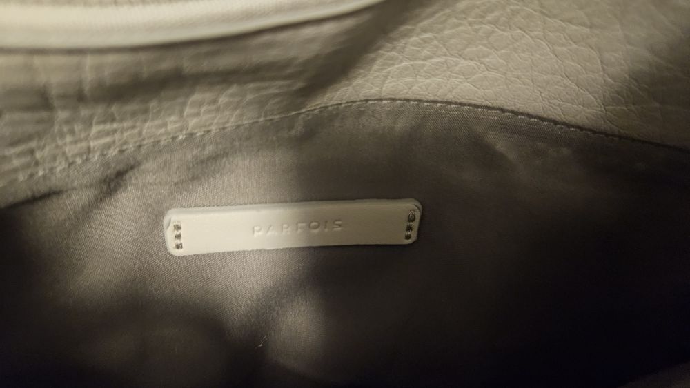 Нова дамска чанта parfois