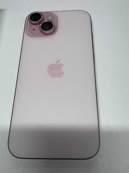 Apple iPhone 15 в хорошем состояние