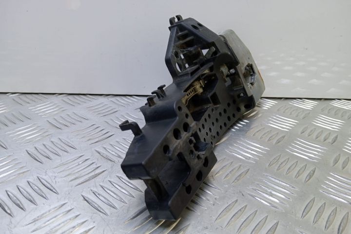 Suport maner  Valeo dreapta spate 8T0837886 Audi A4 B8/8K