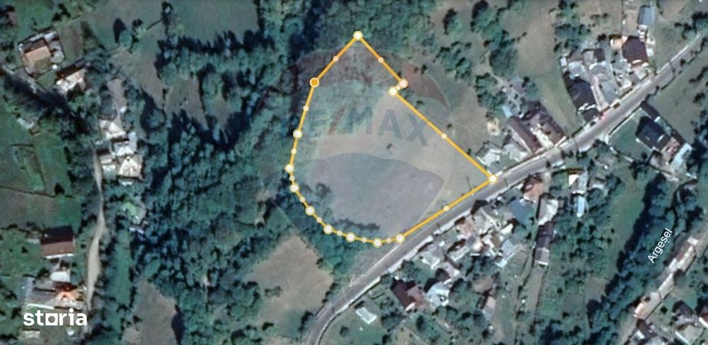 Teren generos, dar ieftin, in Nămăești - Argeș