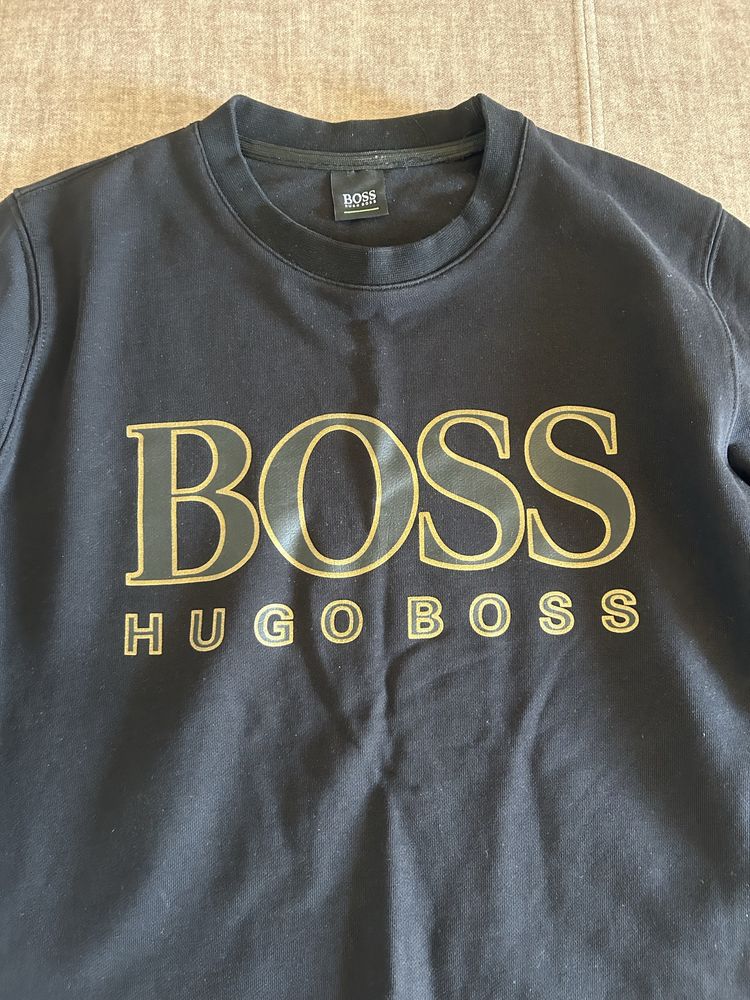 Мъжка блуза Hugo Boss!