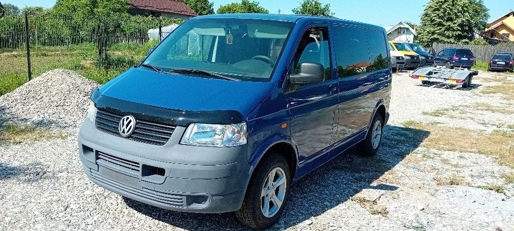 Volkswagen Transporter 1.9Tdi 8+1locuri / adus recent