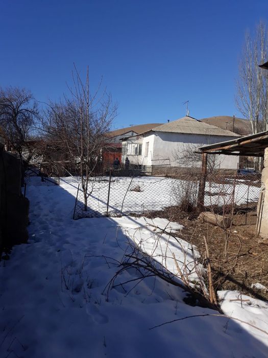 Бостанлыкский район Продается участок 11 соток