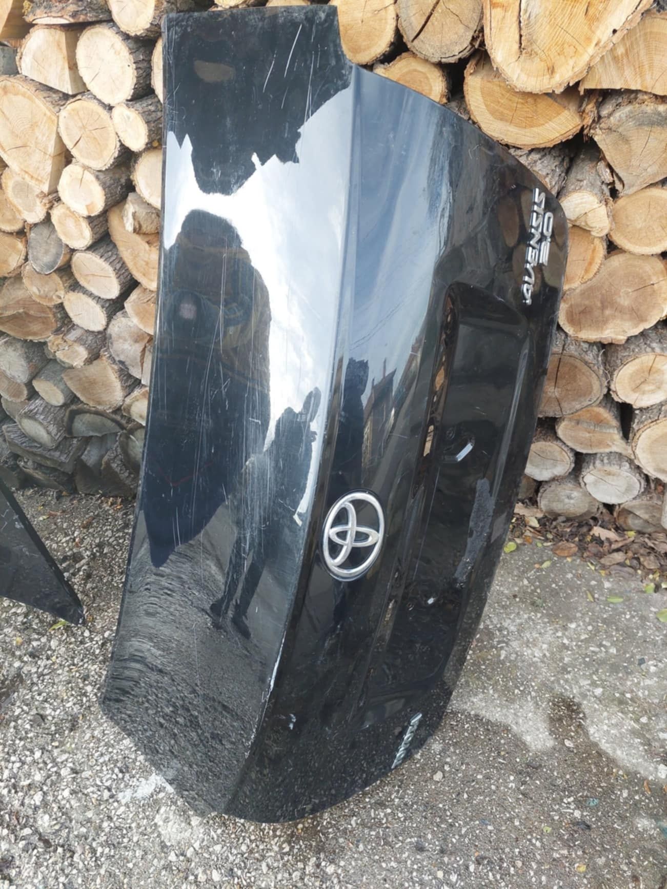 Заден капак за Toyota Avensis