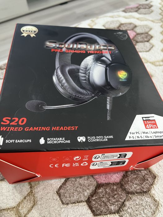 Casti cu microfon gaming