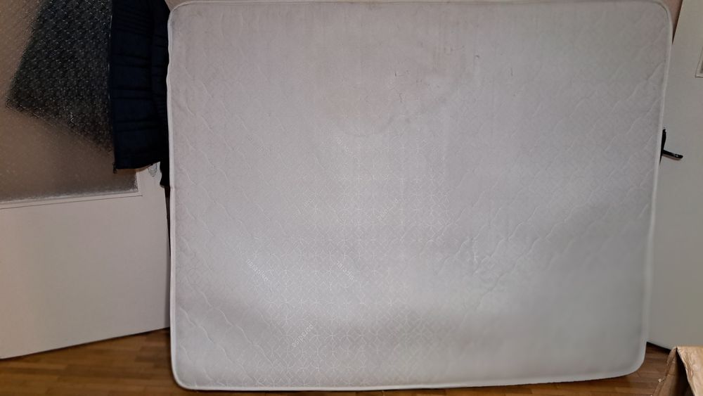 Saltea cu arcuri 160x200