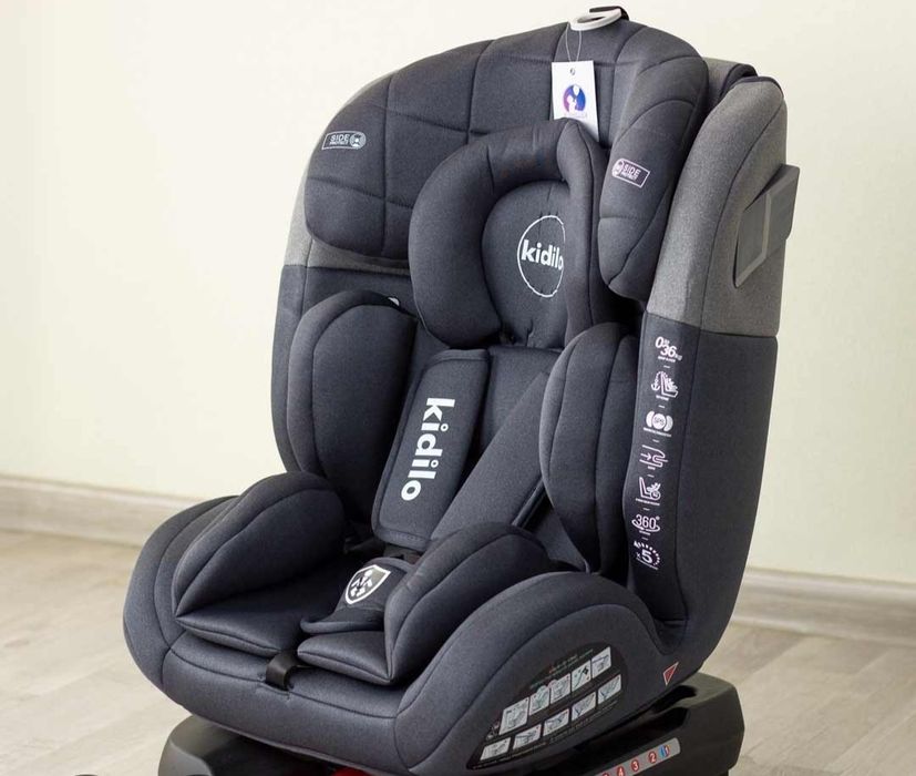 Автокресло сотилади