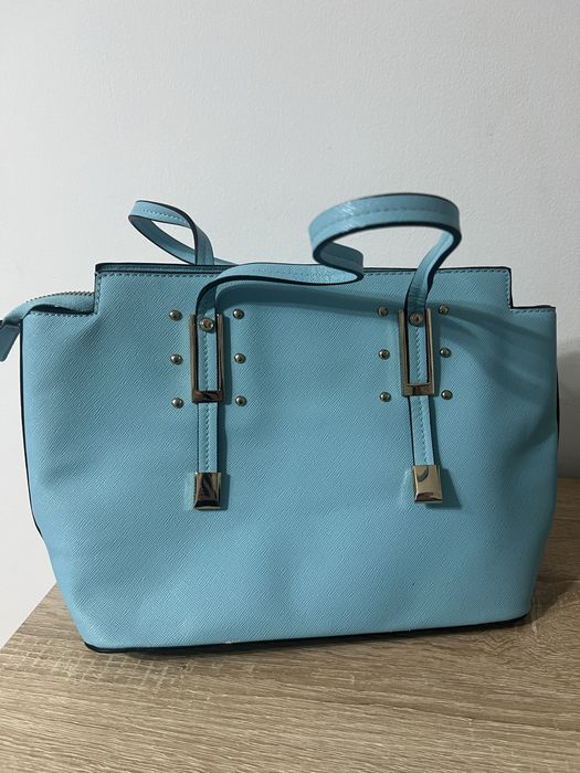 Продам сумки женские в хорошем состоянии