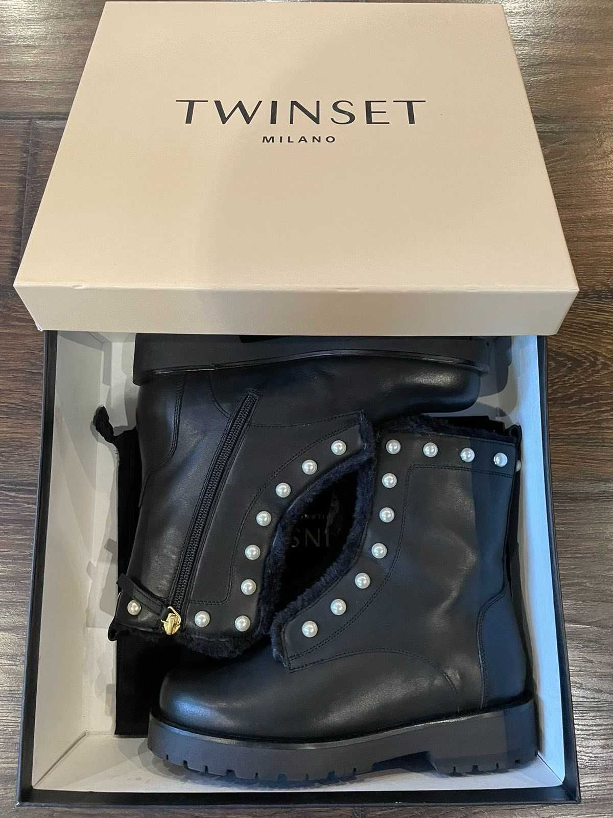 Оригинални, чисто нови боти Twinset Milano,  размер 37,5.