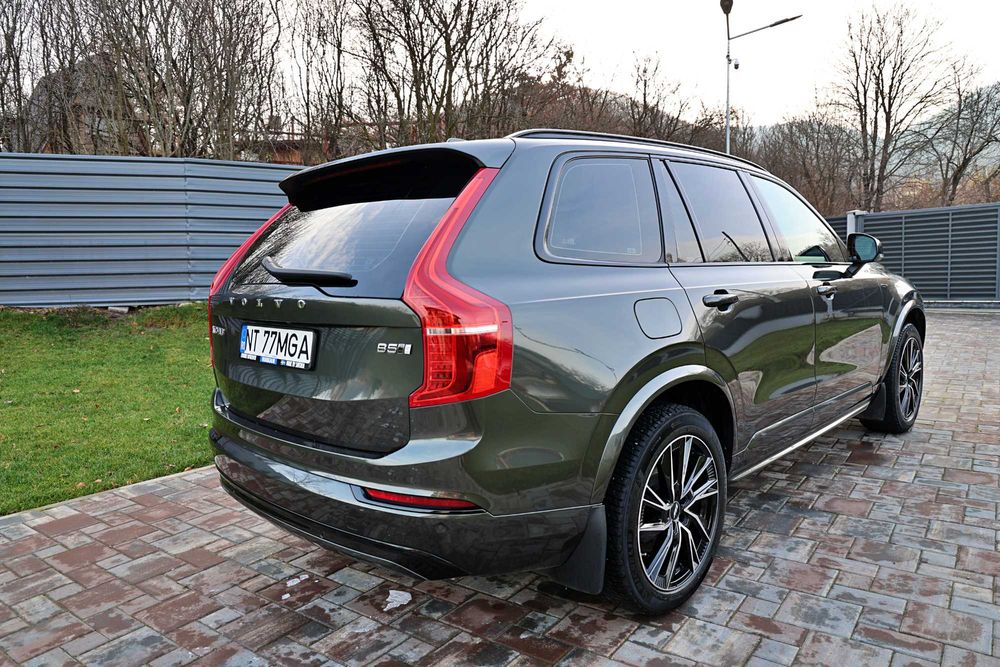 Volvo XC90 B5 MHEV AWD R Design hibrid 7 locuri Harman Kardon