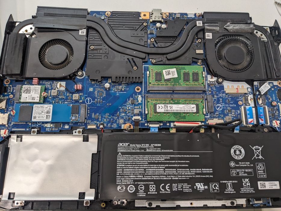 Acer nitro 5 на запчасти AP18E8M