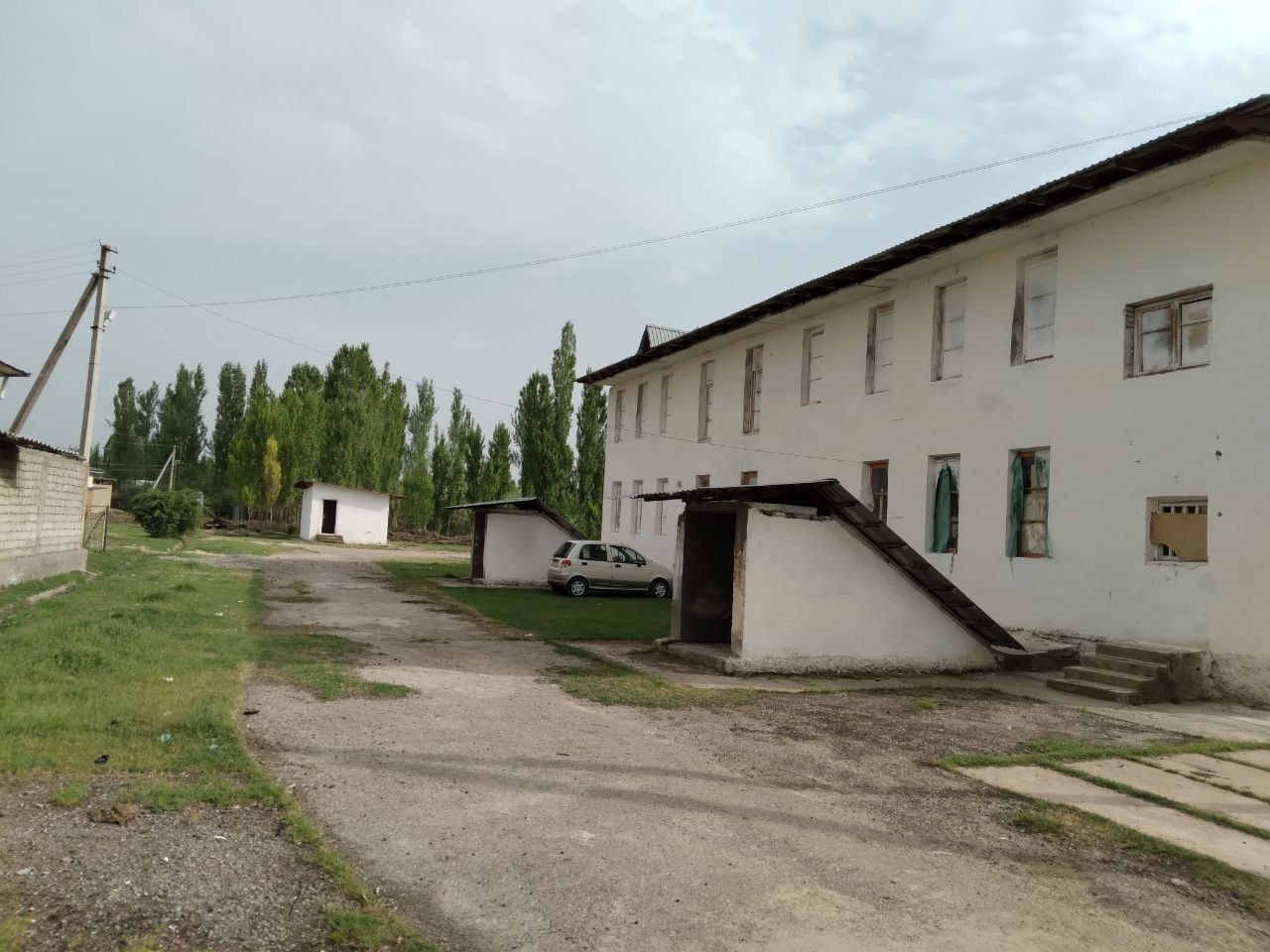 Продается нежилое помещение Янги Базар  55-сот под любой бизнес