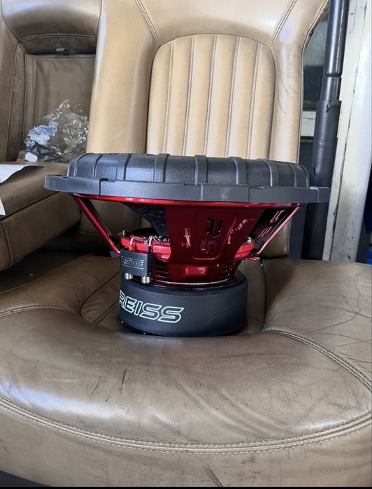 Vând difuzor (subwoofer) Reiss RX15pro 1500wRMS